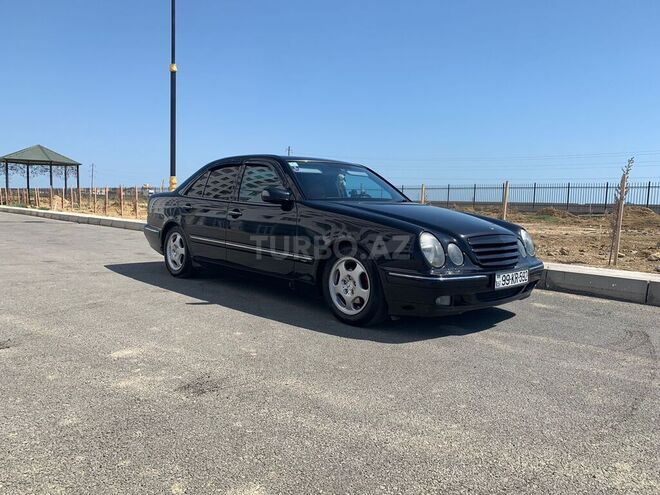 Mercedes E 240 2000, 277,000 km - 2.6 л - Bakı
