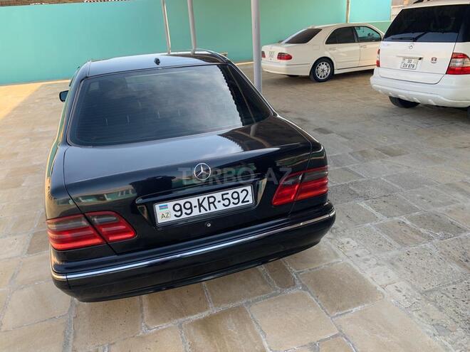 Mercedes E 240 2000, 277,000 km - 2.6 л - Bakı