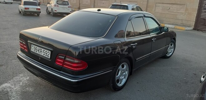 Mercedes E 240 2000, 277,000 km - 2.6 л - Bakı