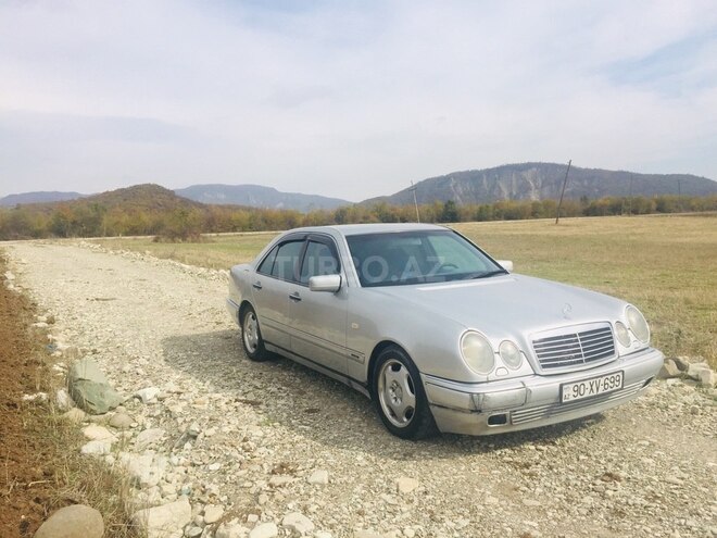 Mercedes E 200 1997, 390,000 km - 2.0 l - Şamaxı