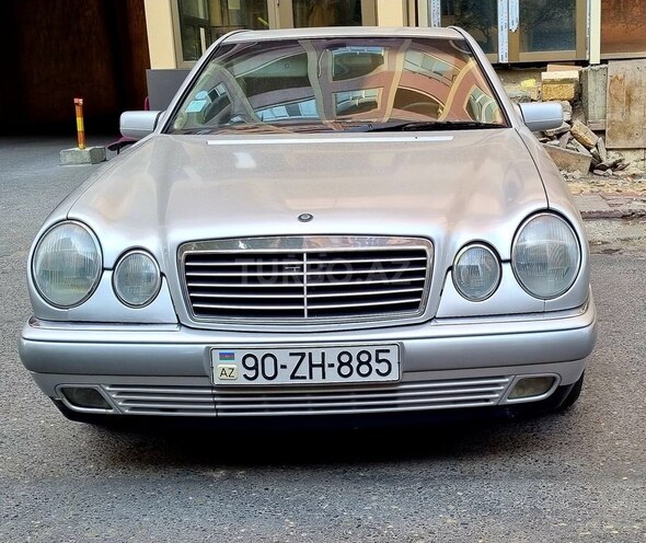 Mercedes E 240 1999, 268,336 km - 2.4 l - Bakı