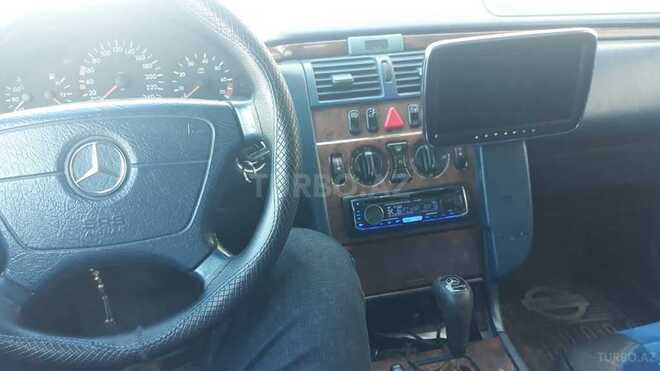 Mercedes E 240 1998, 380,300 km - 2.0 l - Bakı