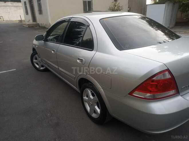 Nissan Sunny 2010, 172,700 km - 1.6 л - Bakı
