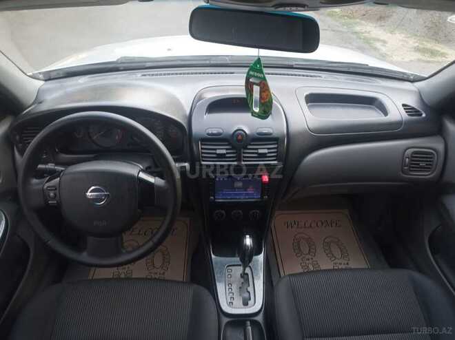 Nissan Sunny 2010, 172,700 km - 1.6 л - Bakı