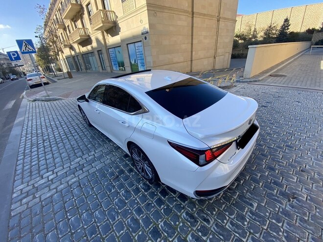 Lexus ES 300h 2019, 46,000 km - 2.5 l - Bakı