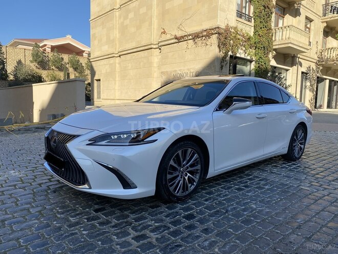 Lexus ES 300h 2019, 46,000 km - 2.5 l - Bakı