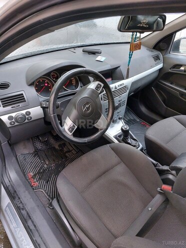 Opel Astra 2009, 354,000 km - 1.3 l - Bakı