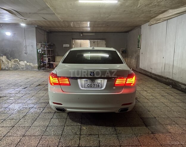 BMW 750 2009, 179,000 km - 4.4 l - Bakı