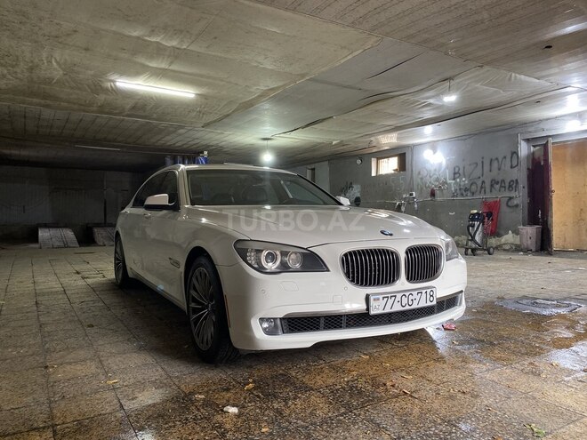 BMW 750 2009, 179,000 km - 4.4 l - Bakı
