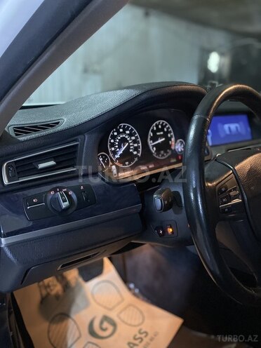 BMW 750 2009, 179,000 km - 4.4 l - Bakı