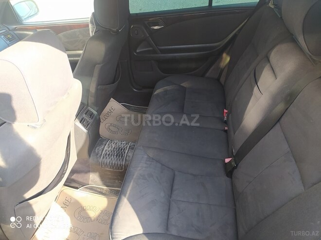 Mercedes E 200 1999, 440,000 km - 2.0 l - Salyan