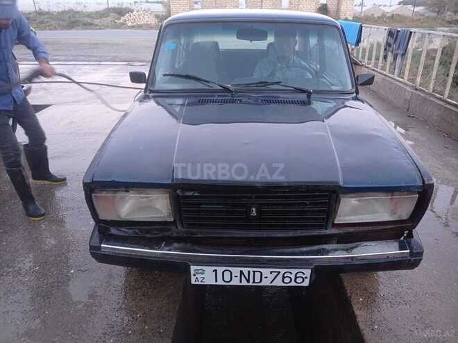 LADA (VAZ) 2107 2004, 45,708 km - 1.6 л - Salyan