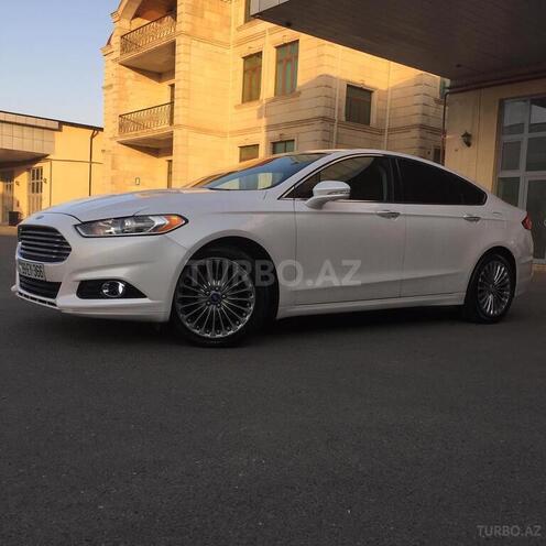 Ford Fusion 2013, 181,436 km - 2.0 л - İmişli