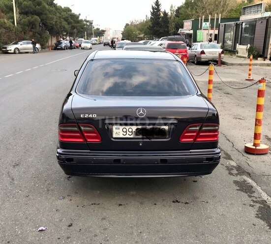 Mercedes E 240 1998, 220,000 km - 2.4 л - Bakı
