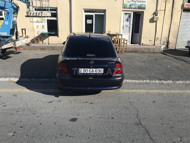 Opel Vectra 1999, 356,768 km - 2.0 л - Zaqatala