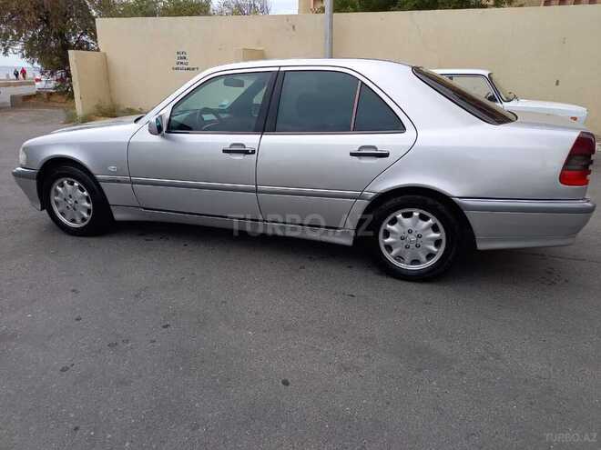 Mercedes C 200 1999, 280,000 km - 2.0 l - Bakı