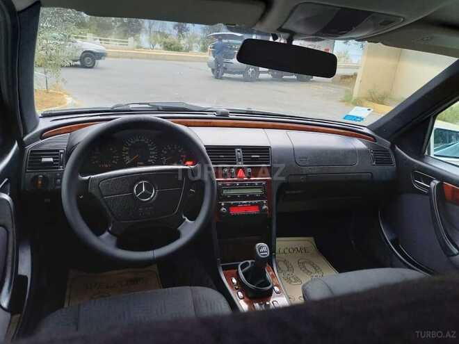 Mercedes C 200 1999, 280,000 km - 2.0 l - Bakı