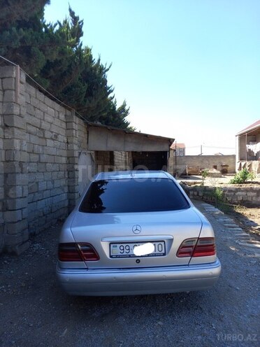 Mercedes E 220 1999, 620,000 km - 2.2 л - Bakı