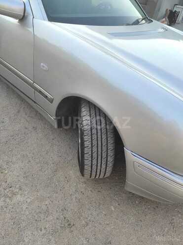Mercedes E 220 1999, 620,000 km - 2.2 л - Bakı
