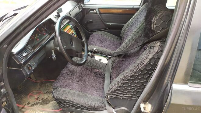 Mercedes E 250 1990, 280,000 km - 2.3 л - Bakı