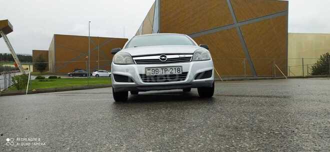 Opel Astra 2010, 260,000 km - 1.3 l - Bakı