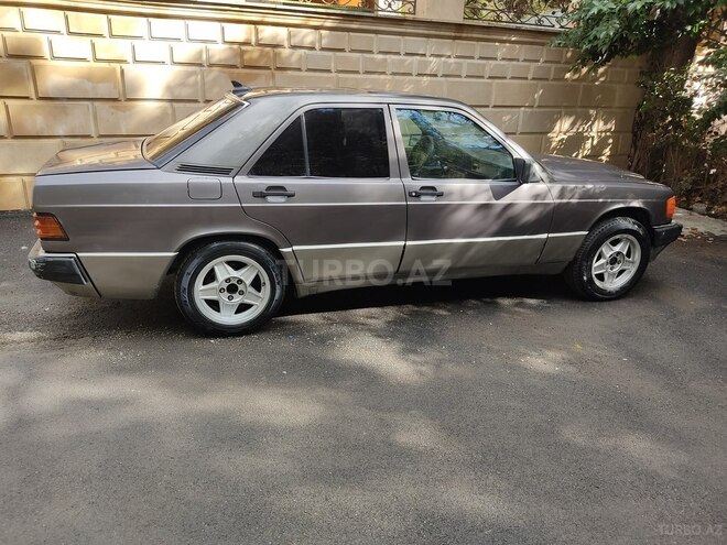 Mercedes 190 1992, 250,000 km - 1.8 l - Bakı