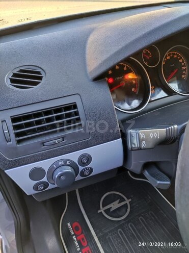 Opel Astra 2005, 148,000 km - 1.4 l - Bakı