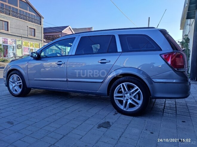 Opel Astra 2005, 148,000 km - 1.4 l - Bakı