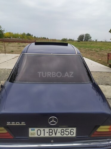 Mercedes E 220 1993, 502,000 km - 2.2 l - Kürdəmir
