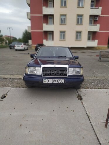 Mercedes E 220 1993, 502,000 km - 2.2 l - Kürdəmir