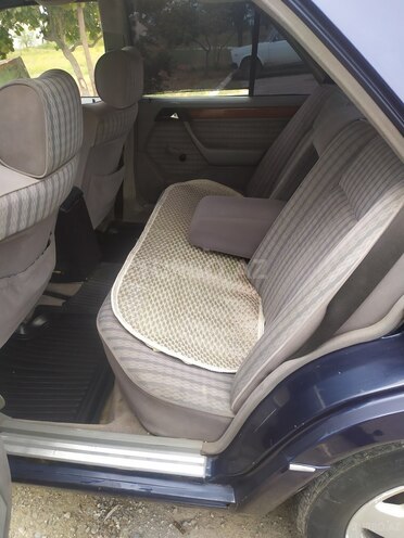 Mercedes E 220 1993, 502,000 km - 2.2 l - Kürdəmir