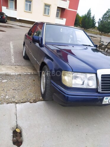 Mercedes E 220 1993, 502,000 km - 2.2 l - Kürdəmir