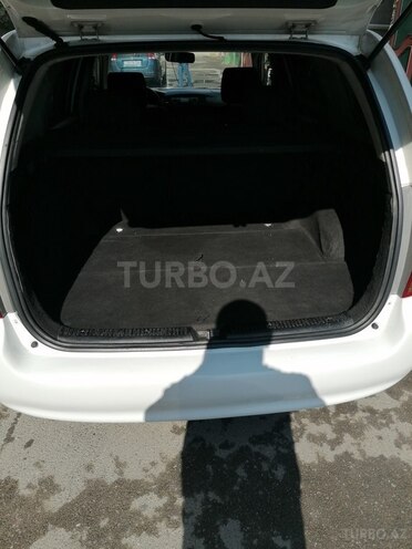 Toyota Corolla 2006, 225,000 km - 1.4 l - Bakı