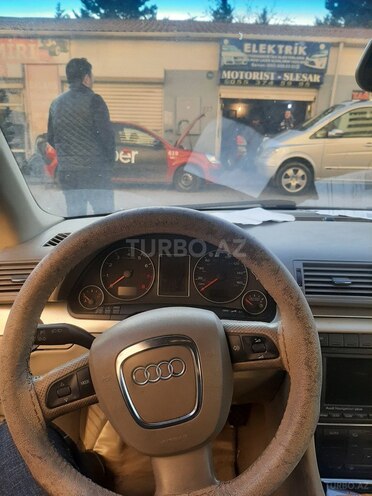 Audi A4 2005, 200,000 km - 2.0 l - Bakı