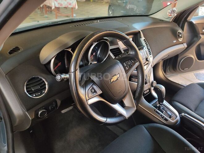 Chevrolet Cruze 2011, 122,000 km - 1.4 l - Şəmkir