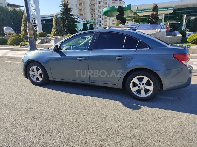 Chevrolet Cruze 2011, 122,000 km - 1.4 l - Şəmkir