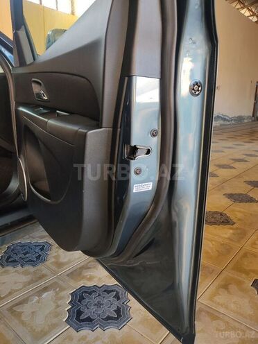 Chevrolet Cruze 2011, 122,000 km - 1.4 l - Şəmkir