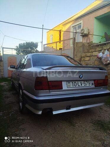 BMW 520 1992, 327,852 km - 2.0 l - Bakı
