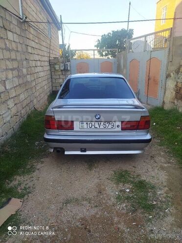 BMW 520 1992, 327,852 km - 2.0 l - Bakı