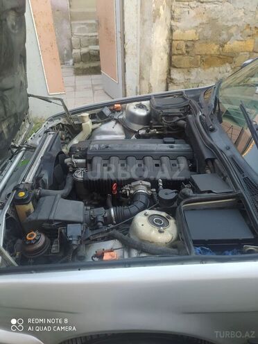 BMW 520 1992, 327,852 km - 2.0 l - Bakı