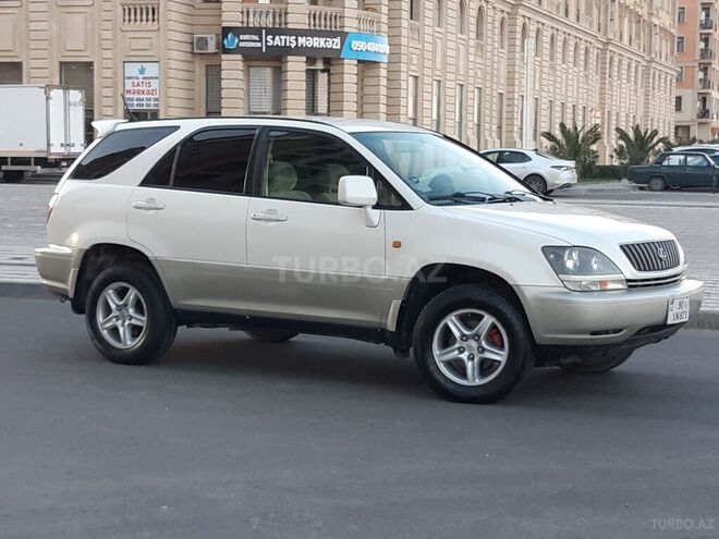 Toyota Harrier 2000, 298,123 km - 3.0 l - Sumqayıt