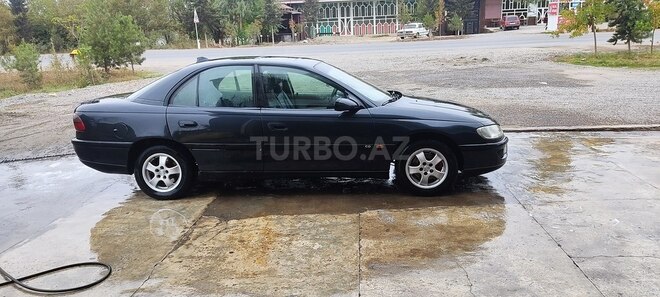 Opel Omega 1996, 300,000 km - 2.0 l - Sumqayıt