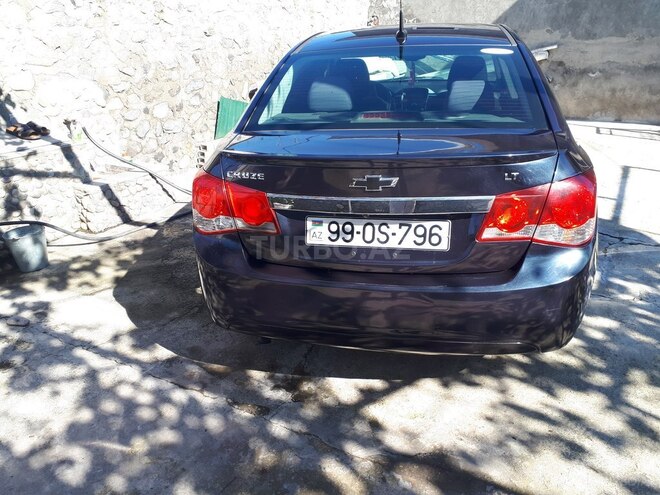 Chevrolet Cruze 2013, 256,236 km - 1.4 l - Qax