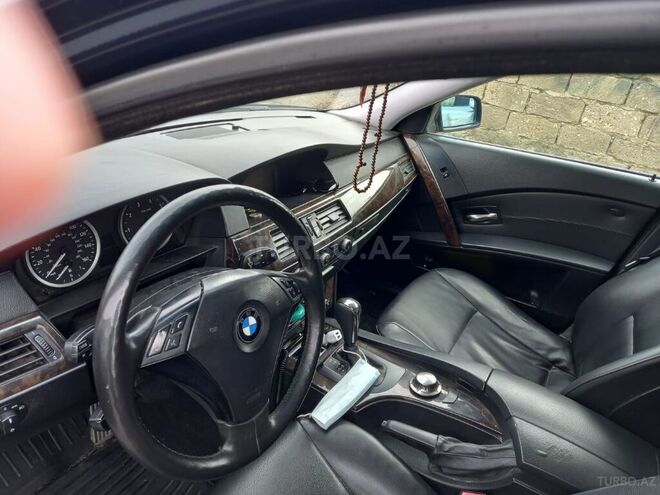 BMW 525 2004, 250,000 km - 2.5 l - Bakı