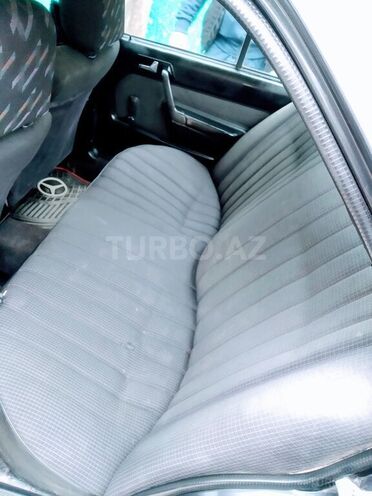 Mercedes E 230 1989, 399,854 km - 2.3 l - Bakı
