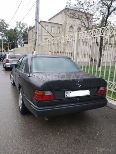 Mercedes E 230 1989, 399,854 km - 2.3 l - Bakı