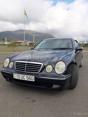 Mercedes E 240 2000, 347,000 km - 2.4 l - Qax