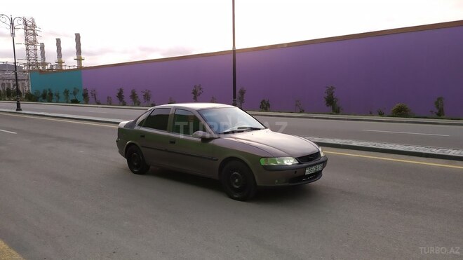 Opel Vectra 1998, 321,542 km - 1.6 л - Sumqayıt