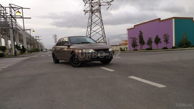 Opel Vectra 1998, 321,542 km - 1.6 л - Sumqayıt