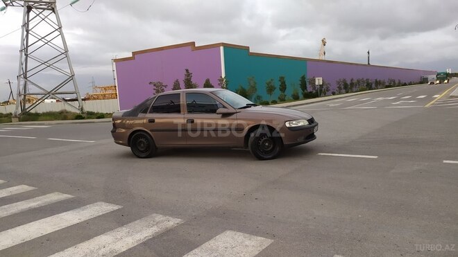 Opel Vectra 1998, 321,542 km - 1.6 л - Sumqayıt